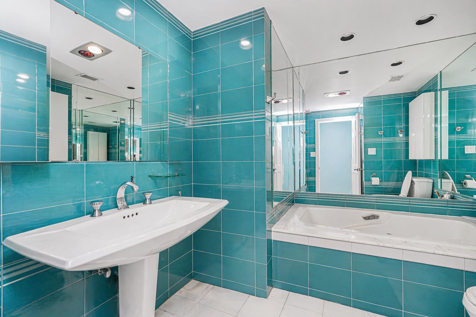 10 Bay Street Landing St. George Staten Island NY 10301