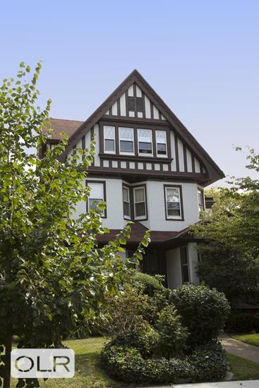 689 East 17th Street Ditmas Park Brooklyn NY 11230