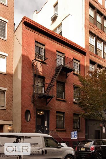 138 Sullivan Street Soho New York NY 10012