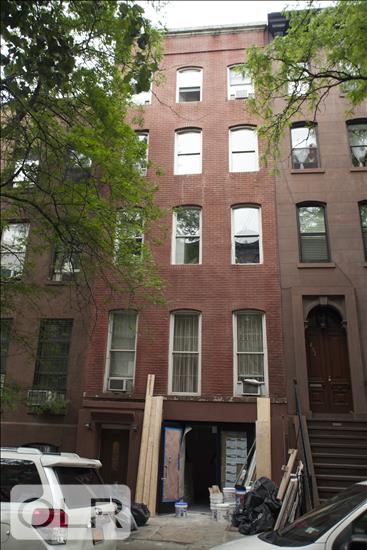 453 West 47th Street 4R Clinton New York NY 10036