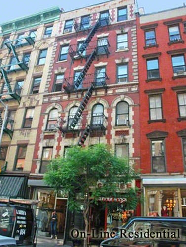 105 Thompson Street 15 Soho New York NY 10012