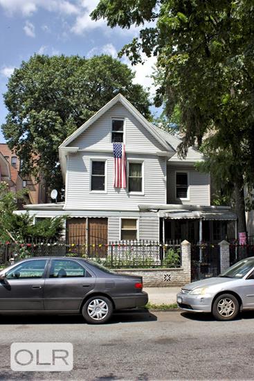 39 Winthrop Street Brooklyn NY 11225