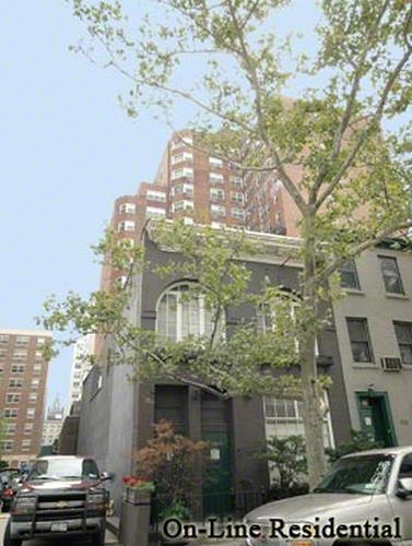 208 East 20th Street 1 Gramercy Park New York NY 10003