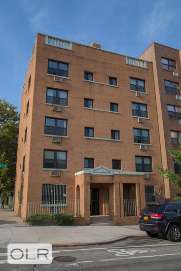 158 Sackett Street 4A Columbia Street Waterfront Dist. Brooklyn NY 11231