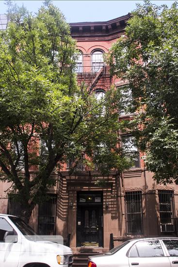279 1st Street 4C Park Slope Brooklyn NY 11215