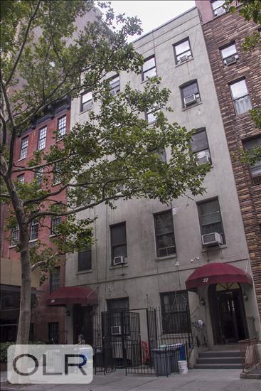 37 West 16th Street 3R Flatiron District New York NY 10011