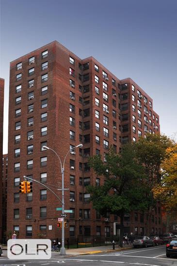 209 Clinton Avenue 6-F Clinton Hill Brooklyn NY 11205