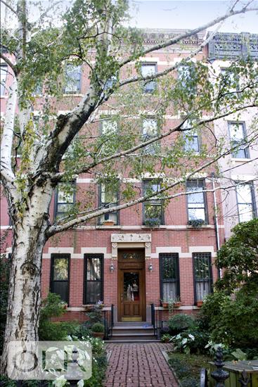 66 4th Place 4R Carroll Gardens Brooklyn NY 11231