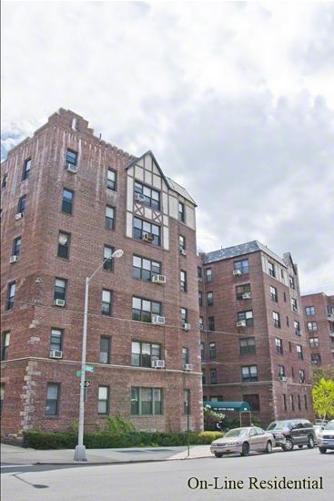 3656 Johnson Avenue 4G Riverdale Bronx NY 10463