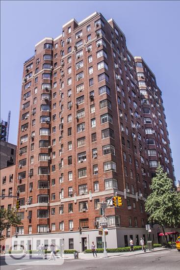 20 Fifth Avenue Greenwich Village New York NY 10011