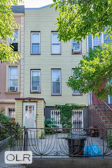 300 18th Street Brooklyn NY 11215