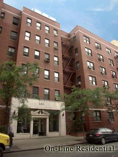 300 West 53rd Street 5-B Clinton New York NY 10019