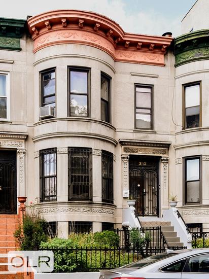 352 New York Avenue Crown Heights Brooklyn NY 11213