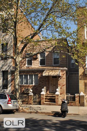 117 Powers Street 2F Williamsburg Brooklyn NY 11211