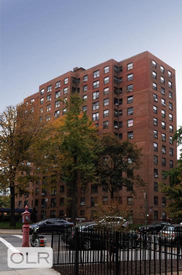 210 Clinton Avenue 7B Clinton Hill Brooklyn NY 11205
