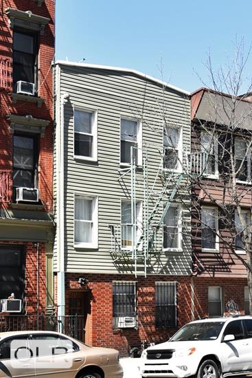 167 Franklin Street Ground Greenpoint Brooklyn, NY 11222