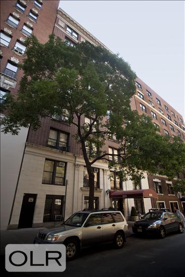 114 West 70th Street 6B Lincoln Square New York NY 10023