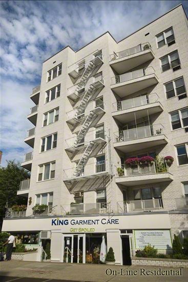 2 King Street Soho New York NY 10012