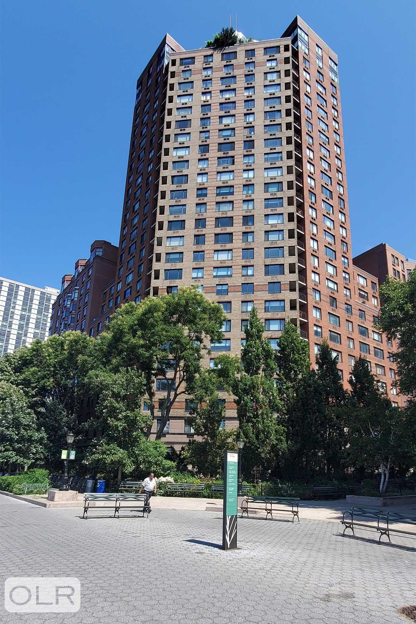 377 Rector Place 22-C Battery Park City New York NY 10280