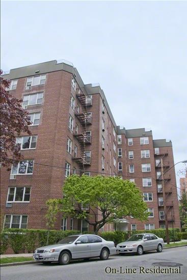 3475 Greystone Avenue 7B Riverdale Bronx NY 10463