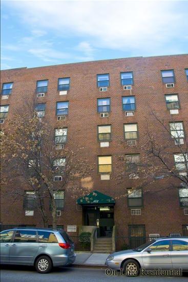 152 Bank Street 4B W. Greenwich Village New York NY 10014