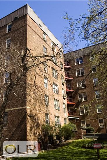 66-33 Yellowstone Blvd. 5D Forest Hills Queens NY 11375