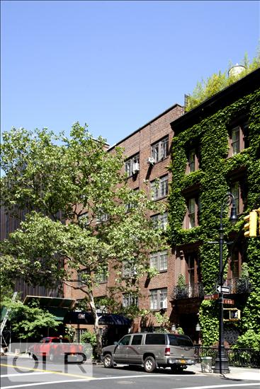 82 Irving Place 4C Gramercy Park New York NY 10003