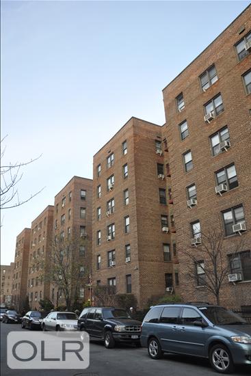 37-27 86th Street 6N Jackson Heights Queens NY 11372