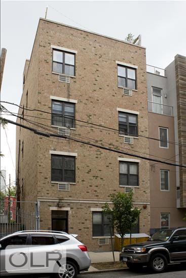 133 Conselyea Street 3R East Williamsburg Brooklyn NY 11211