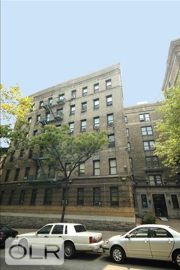 835 Riverside Drive 6F Washington Heights New York NY 10032