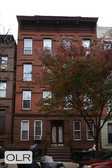 660 Carroll Street 3-R Park Slope Brooklyn, NY 11215