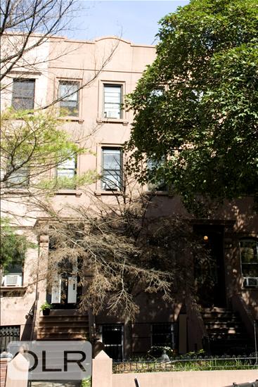 93 2nd Place 1A garden Carroll Gardens Brooklyn NY 11231