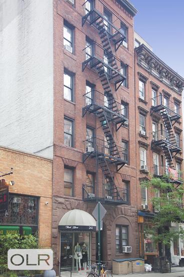 242 Mulberry Street 9 Soho New York NY 10012