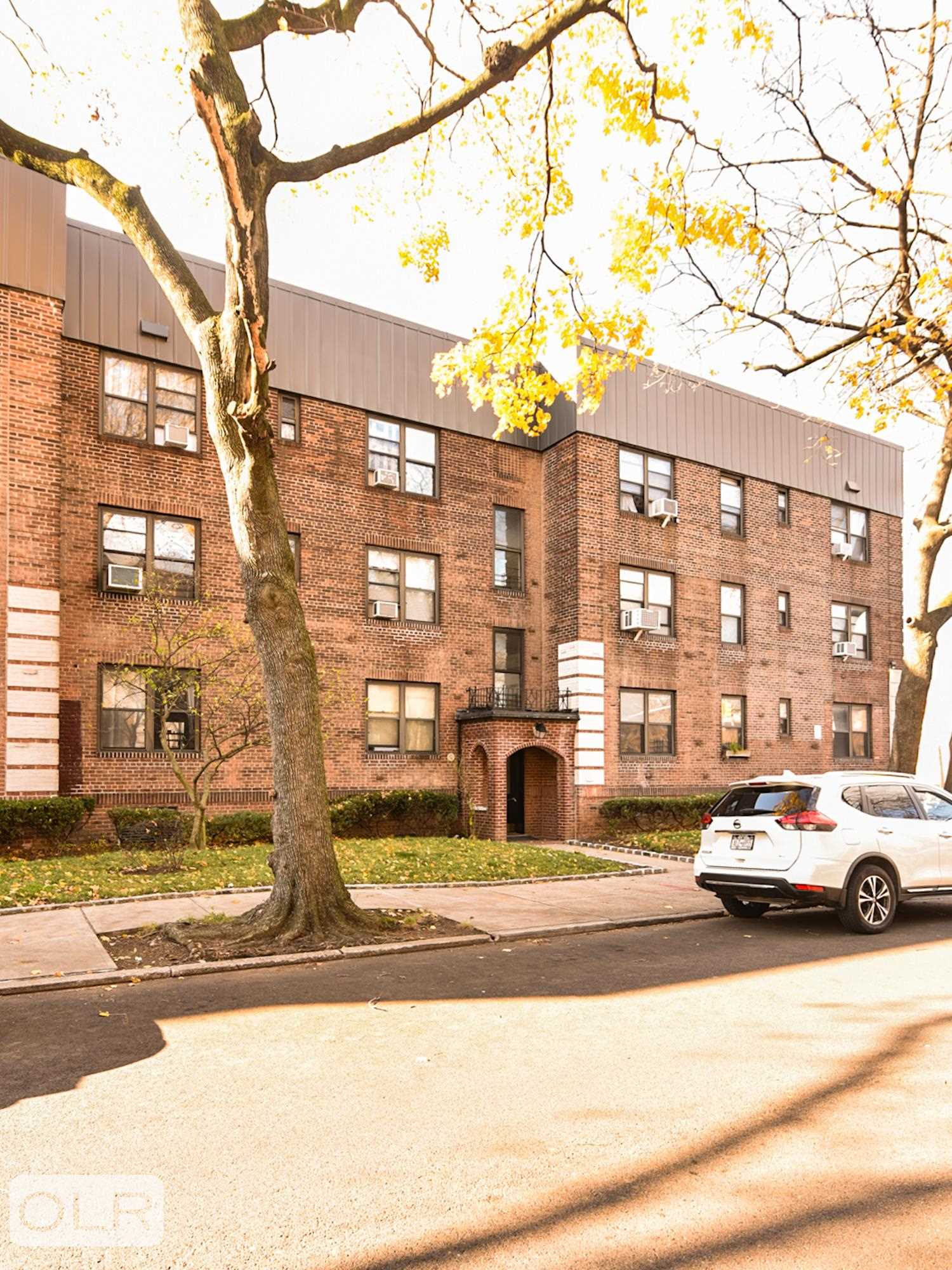 22-08 76th Street D2 Astoria Heights Queens NY 11370