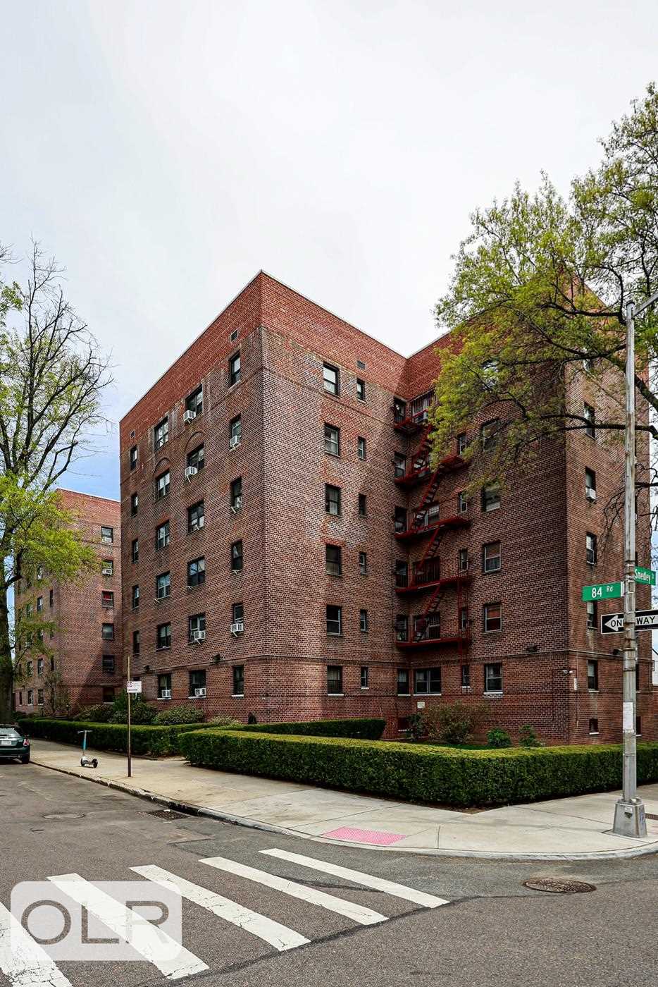 147-14 84th Road Briarwood Queens NY 11435