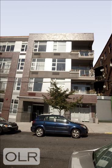 29 South 3rd Street 2B Williamsburg Brooklyn NY 11249