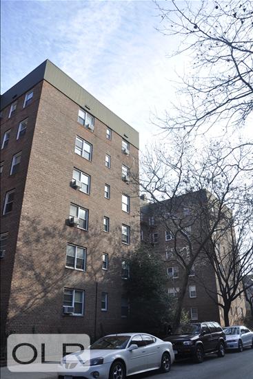 34-49 81st Street 5Y Jackson Heights Queens NY 11372