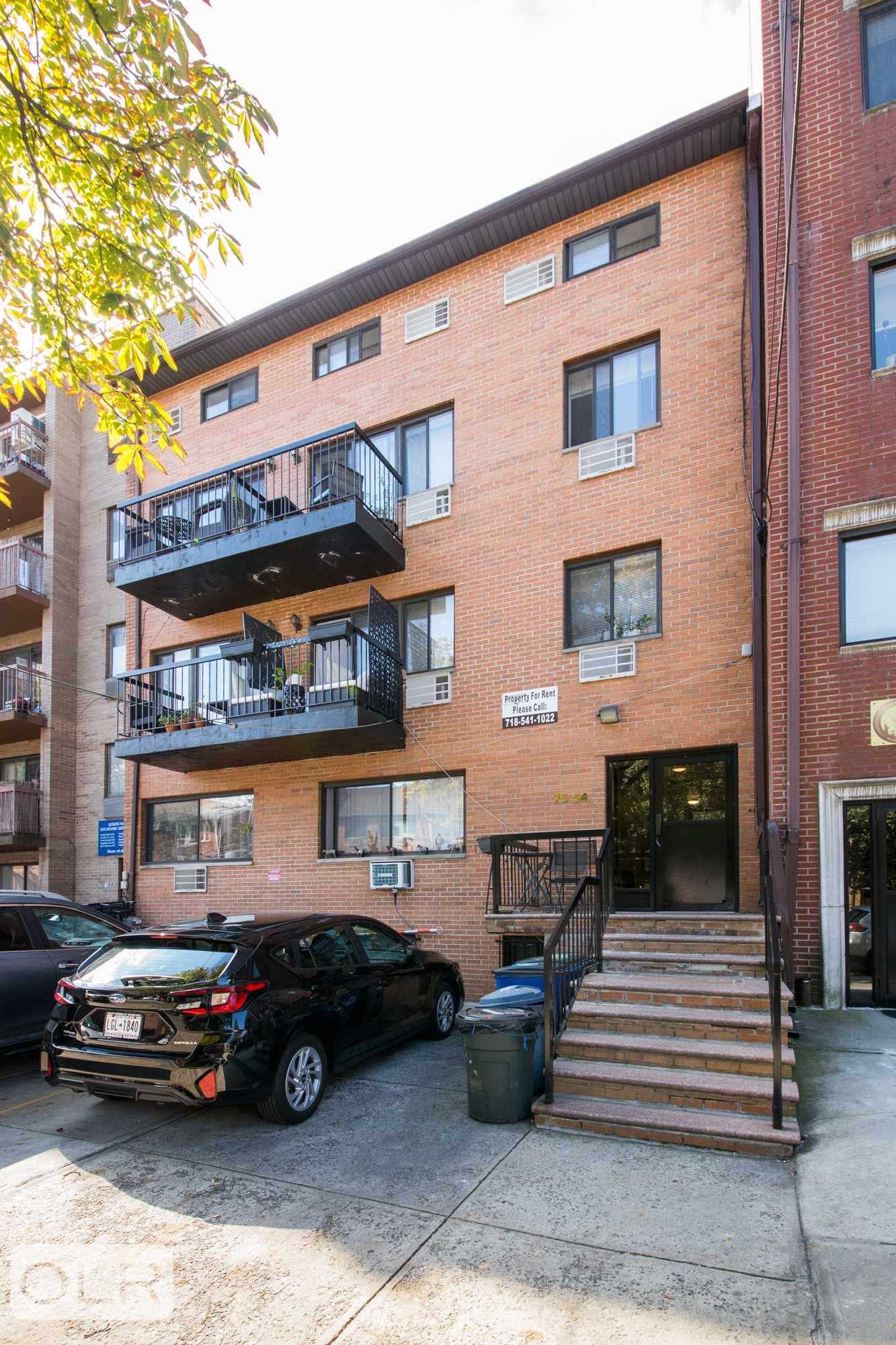 75-54 113th Street 2-F Forest Hills Queens NY 11375
