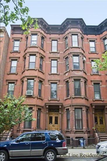 152 Kent Street 1 Greenpoint Brooklyn NY 11222