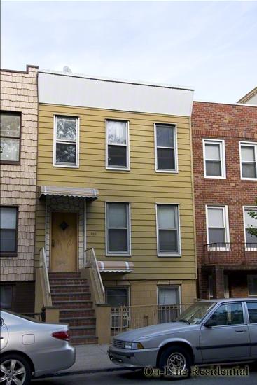 286 Manhattan Avenue TH Williamsburg Brooklyn NY 11211