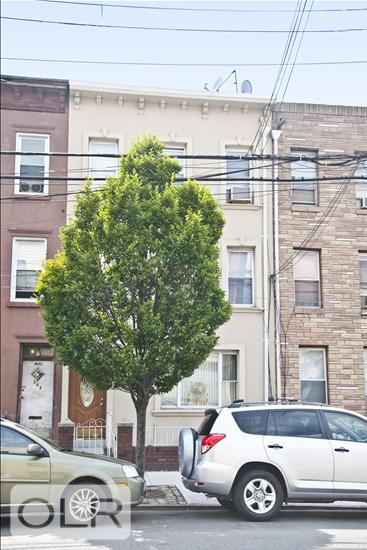 285A Kingsland Avenue 2 Greenpoint Brooklyn NY 11222