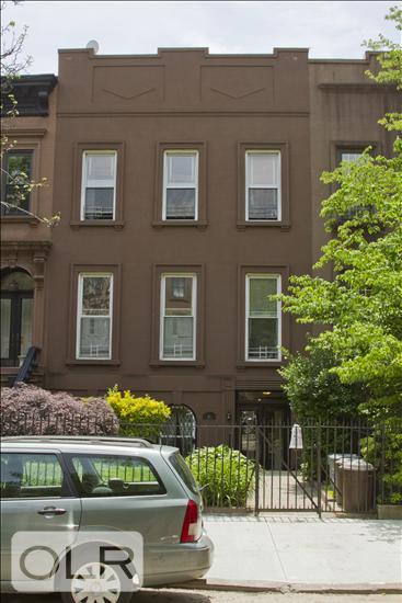 82 3rd Place Carroll Gardens Brooklyn NY 11231