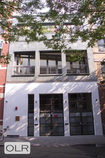 42 Downing Street Greenwich Village New York NY 10014
