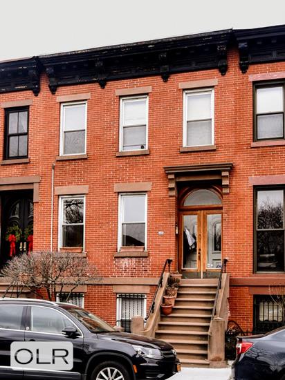 331 Hoyt Street Gowanus Brooklyn NY 11231