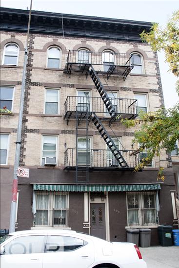 507 President Street 4L Gowanus Brooklyn NY 11215