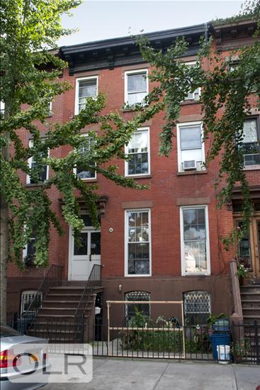 104 Dean Street PARLOR Boerum Hill Brooklyn NY 11201
