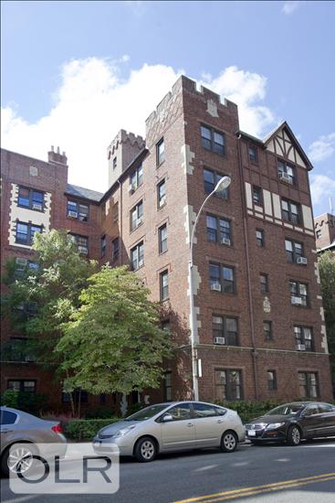 68-12 Burns Street C3 Forest Hills Queens NY 11375