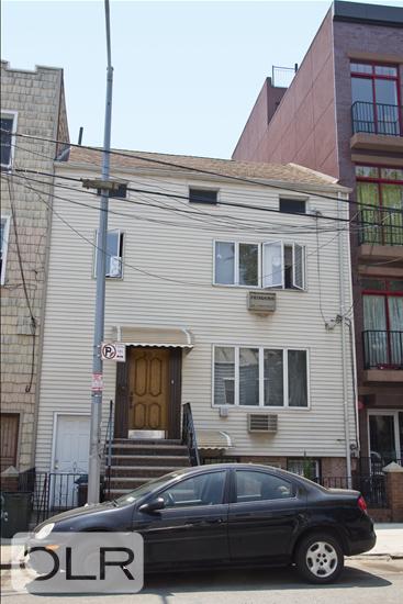 298 Ainslie Street East Williamsburg Brooklyn NY 11211