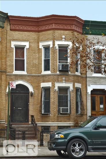 323 Bainbridge Street Stuyvesant Heights Brooklyn NY 11233