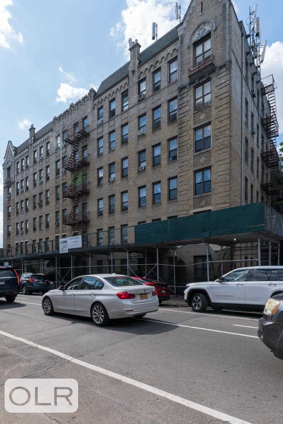 136-05 Sanford Avenue 2E Flushing Queens NY 11355